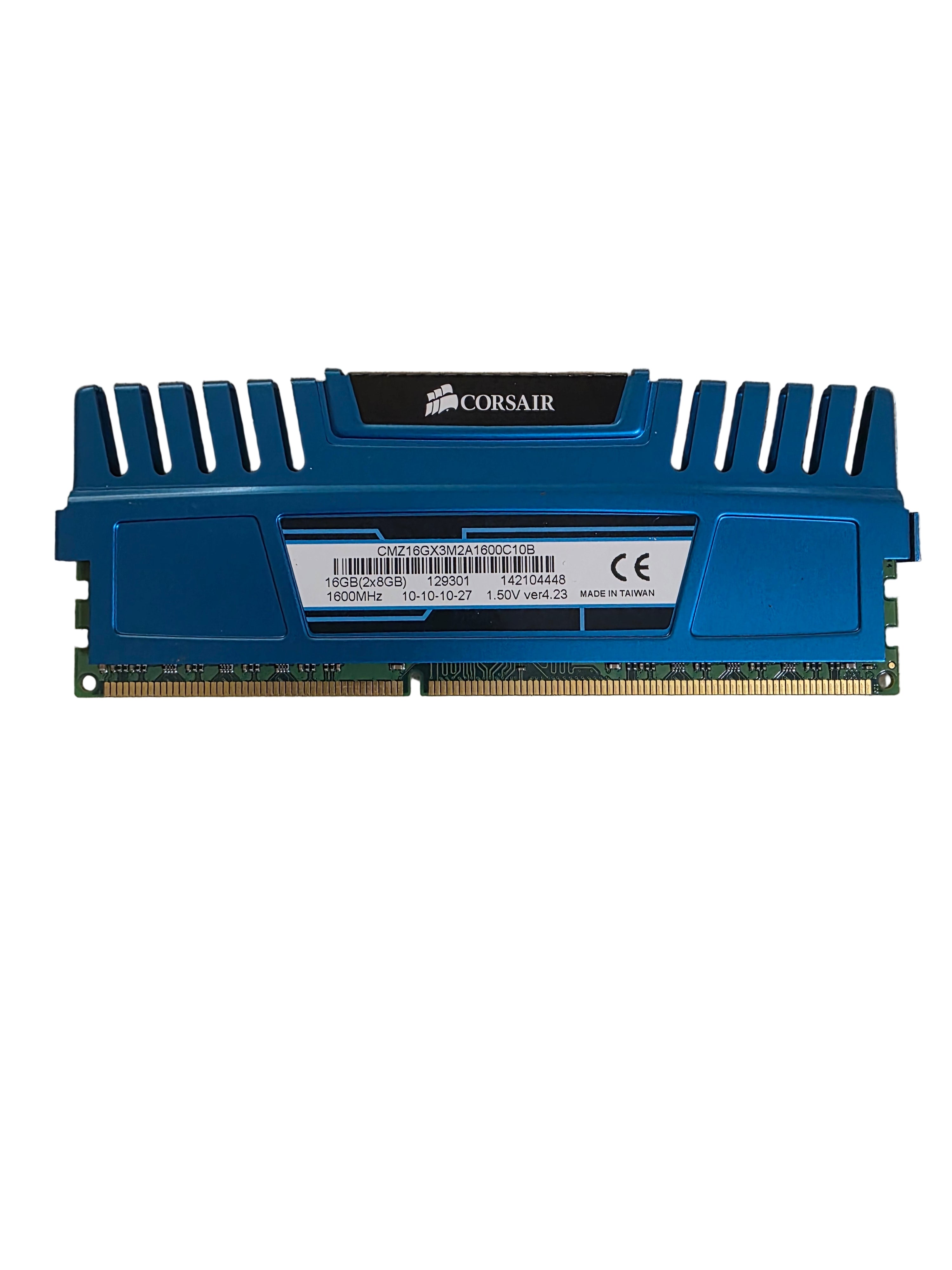 Corsair RAM module on a beige surfacetoaashop.com,toaa,thriftonline, thrift online, second hand, used stuff,