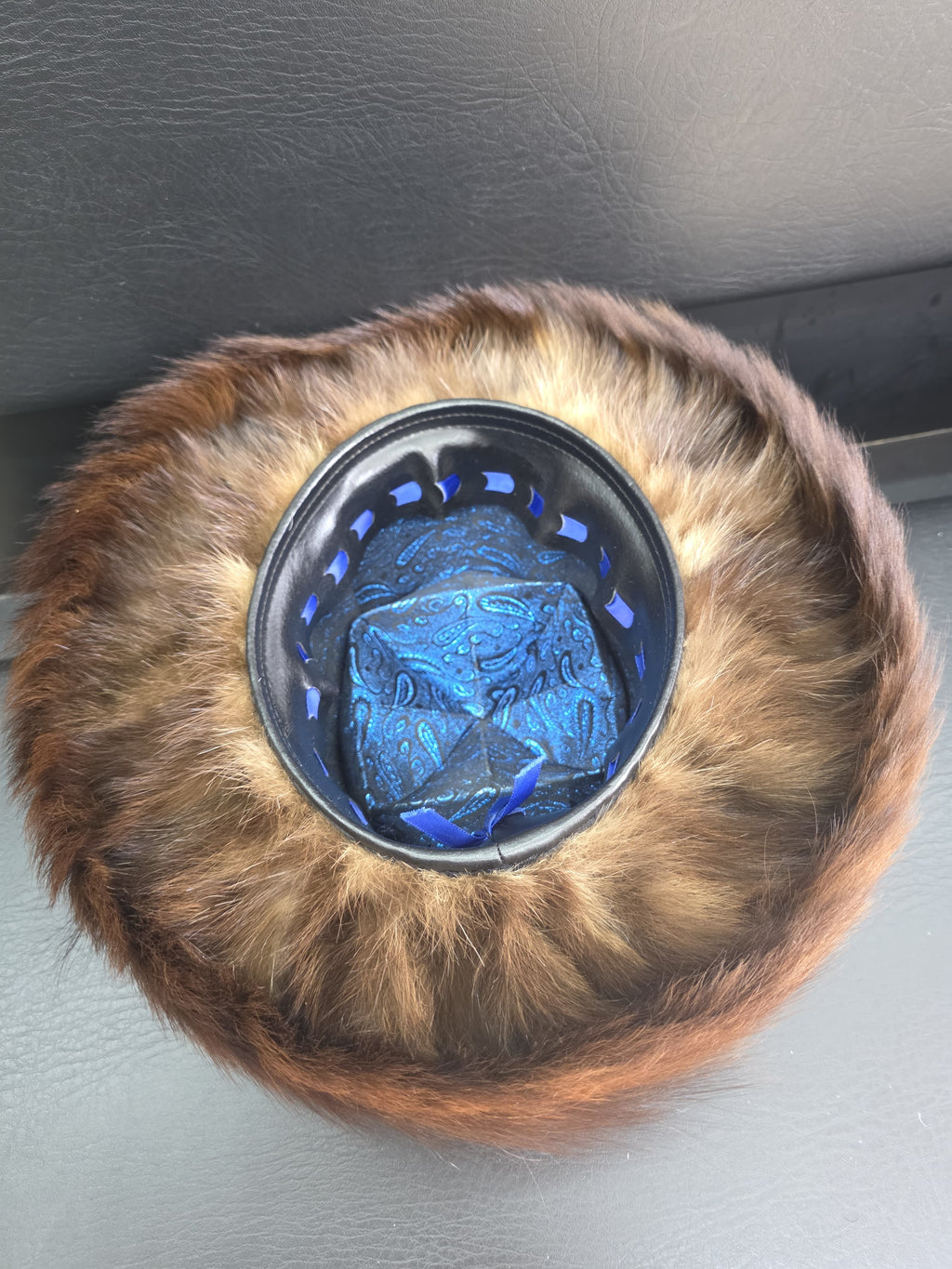 Authentic Hasidic Shtreimel (Shtrayml) - Genuine Fox Fur Shabbat Hat