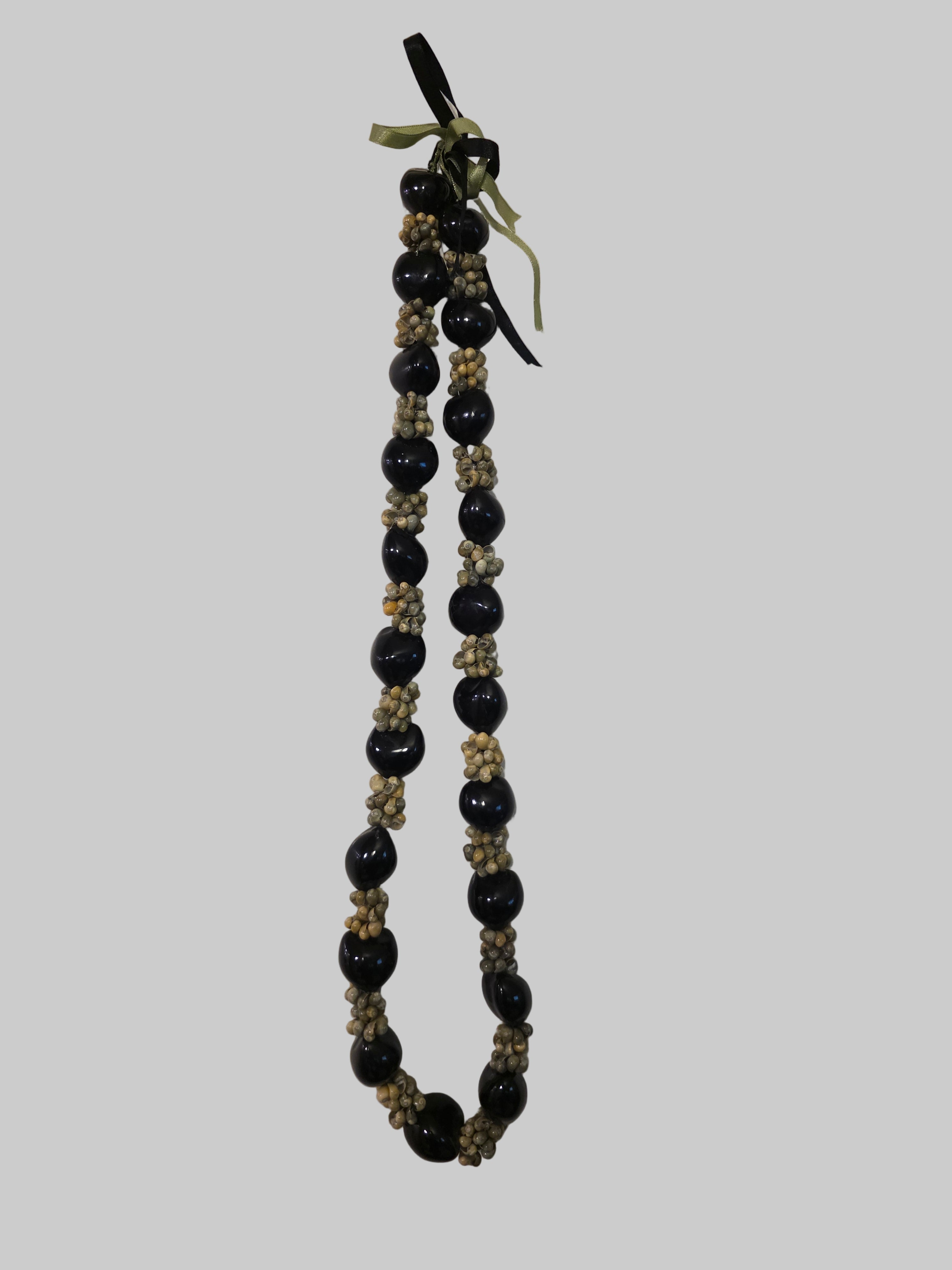 Hawaiian Kukui Nut & Seashell Lei Necklacles