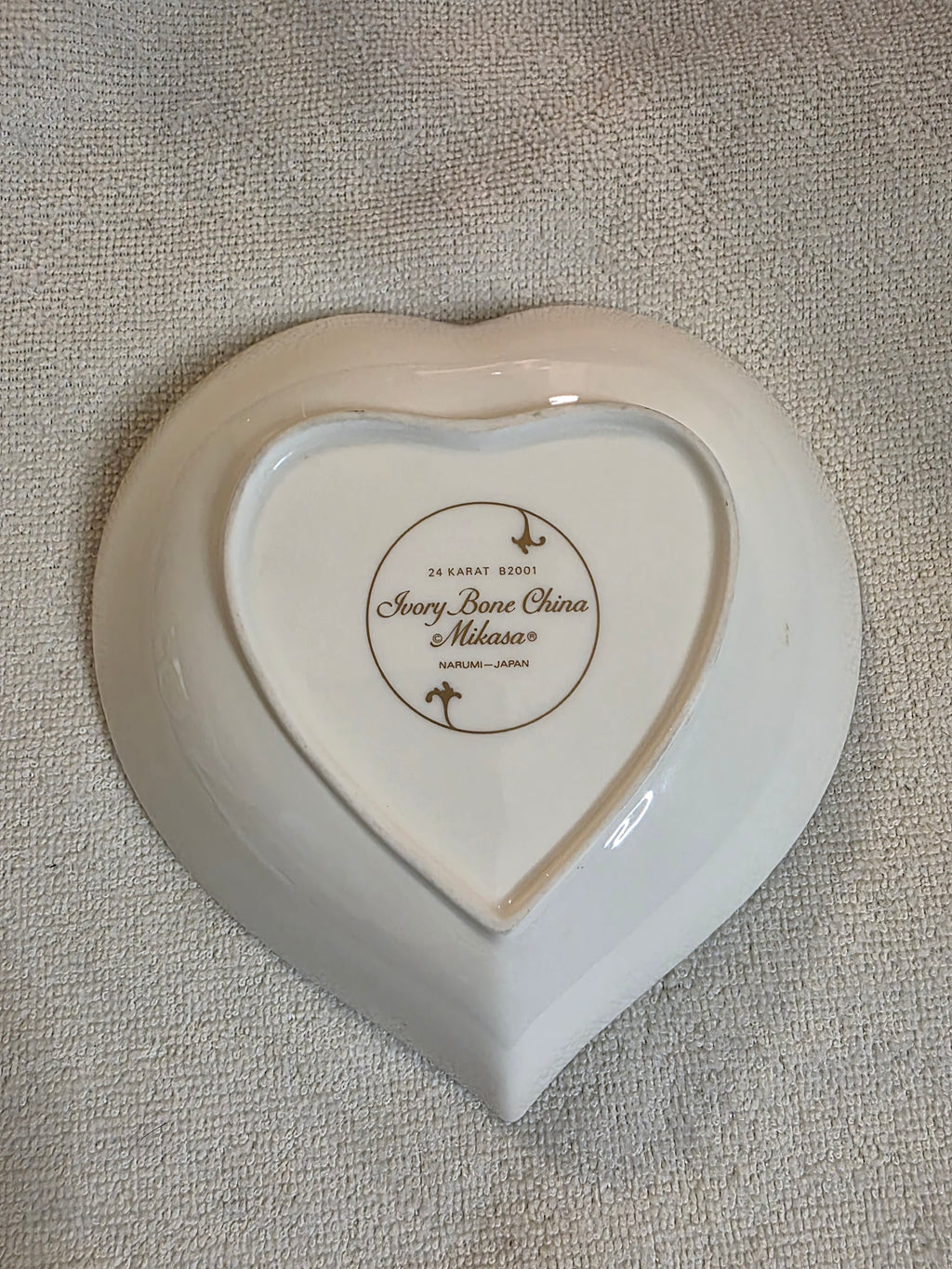Vintage Mikasa Ivory Bone China Heart Dish - Narumi Japan 24K Gold Trim