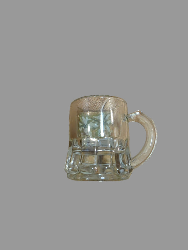 Tiny cup for decorating or use