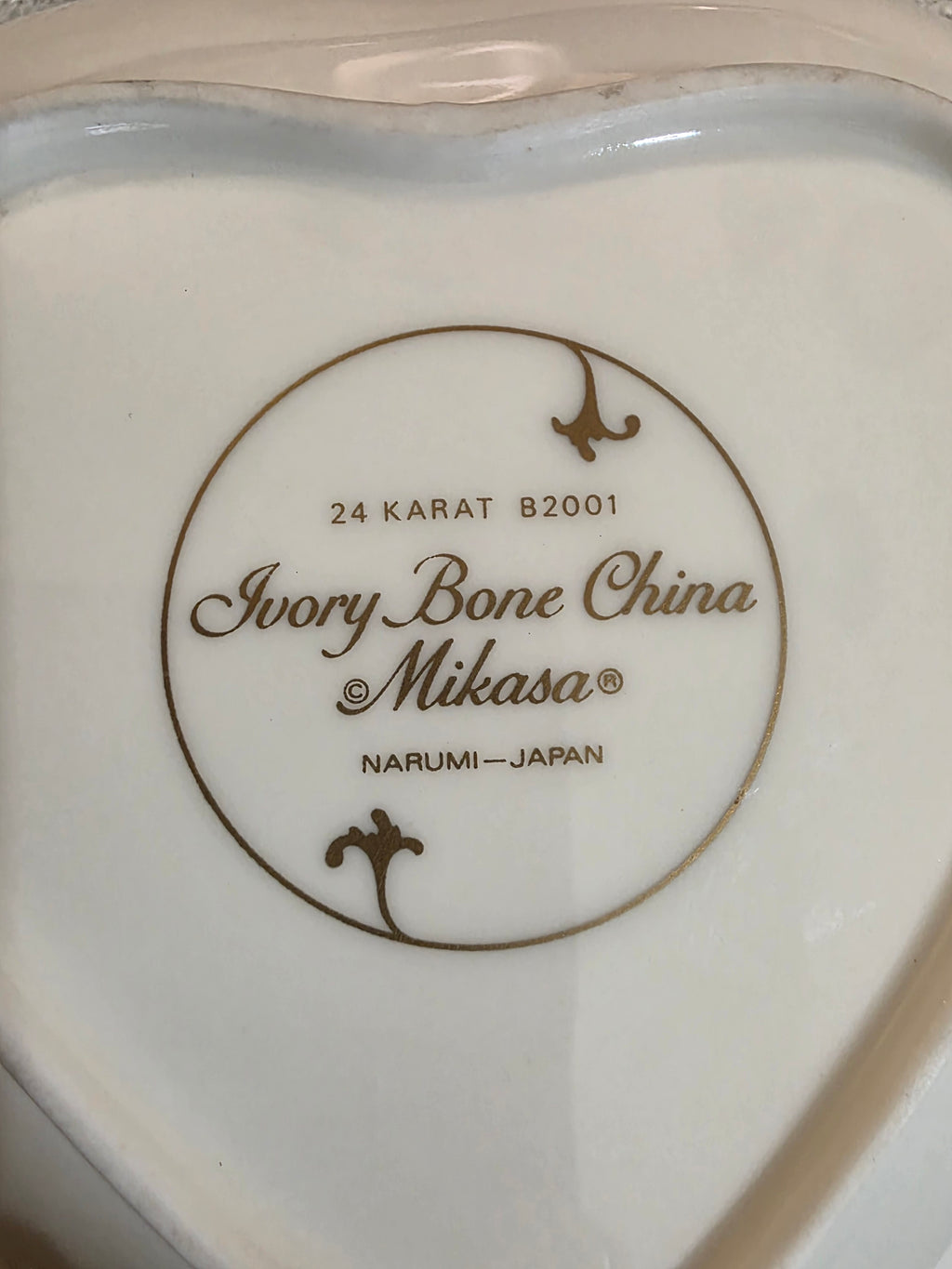 Vintage Mikasa Ivory Bone China Heart Dish - Narumi Japan 24K Gold Trim